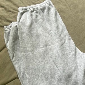 SKIMS cotton fleece jogger (M)